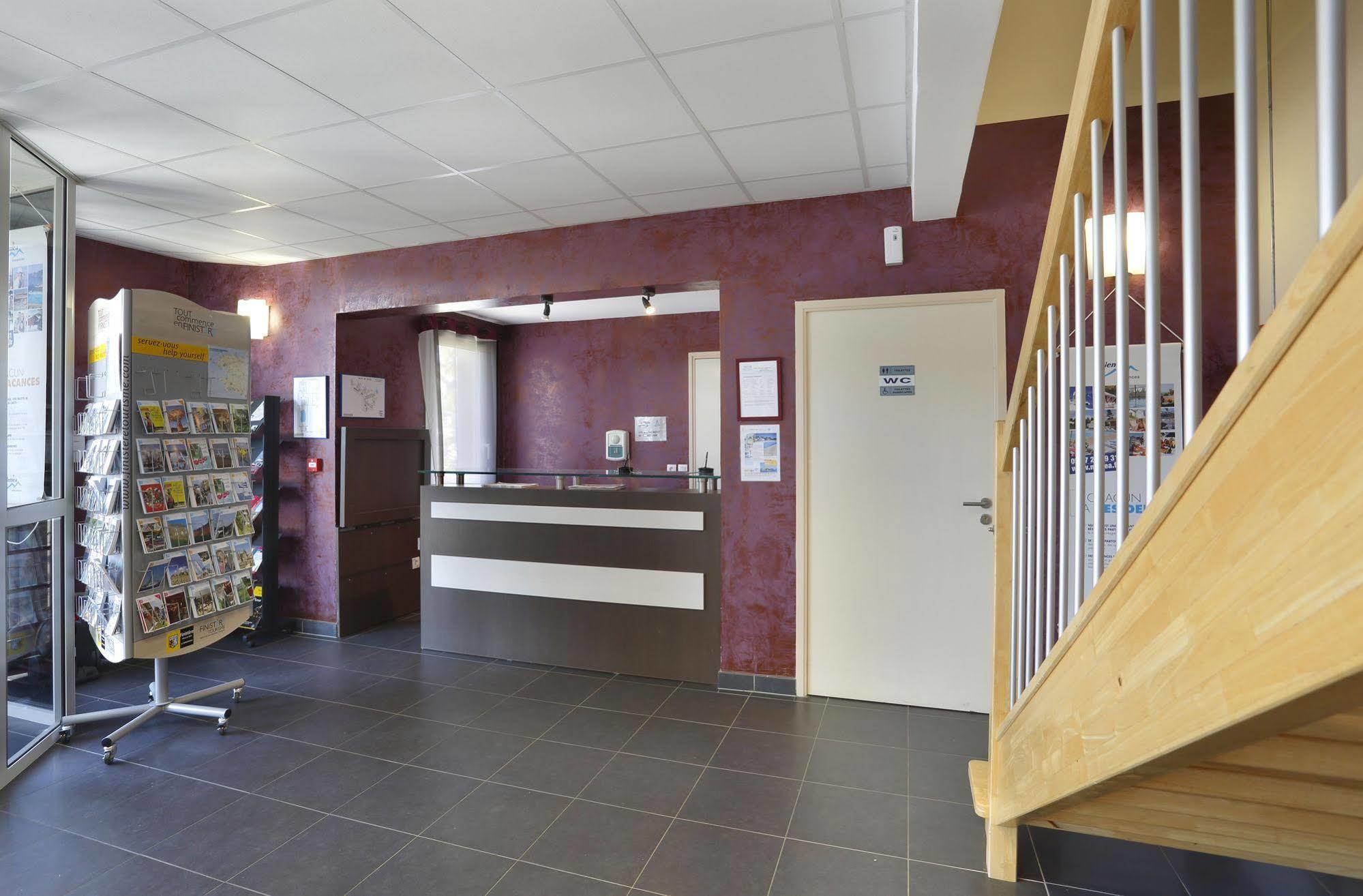Residence Nemea Les Roches Saint-Pol-de-Léon Exteriör bild