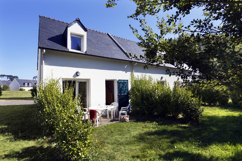 Residence Nemea Les Roches Saint-Pol-de-Léon Exteriör bild